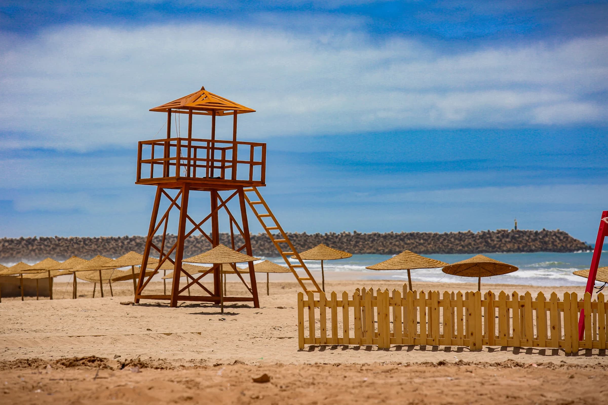En garde au-dessus de la baie — El Ouatia, Tan-Tan, Morocco